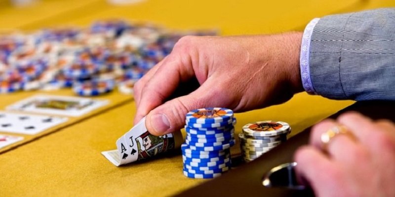 Chất Trong Bài Poker Ảnh Hưởng Đến Kết Quả